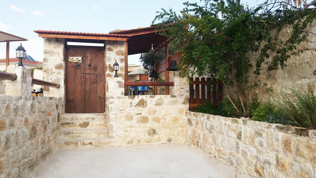 Simona Stone House Villa Polis Phòng bức ảnh